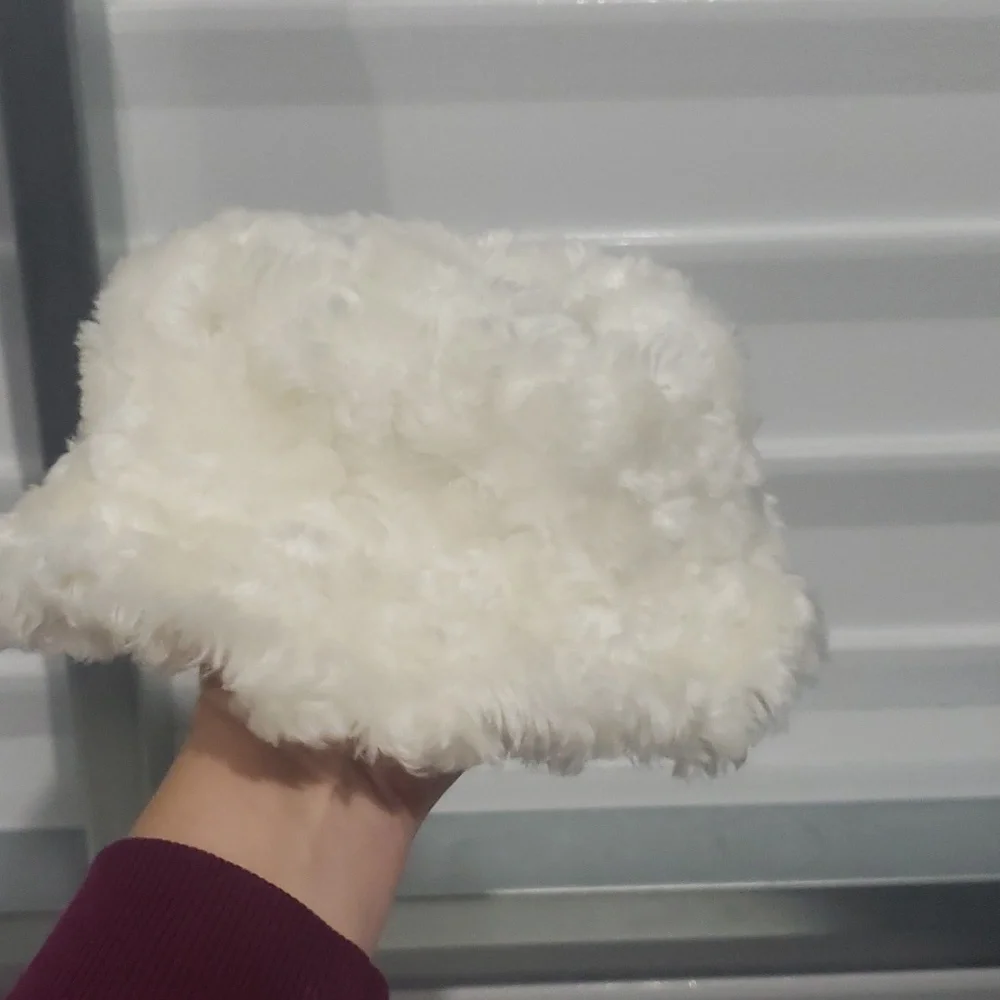 Toddler‎ soft fuzzy  hat ,Silk lined